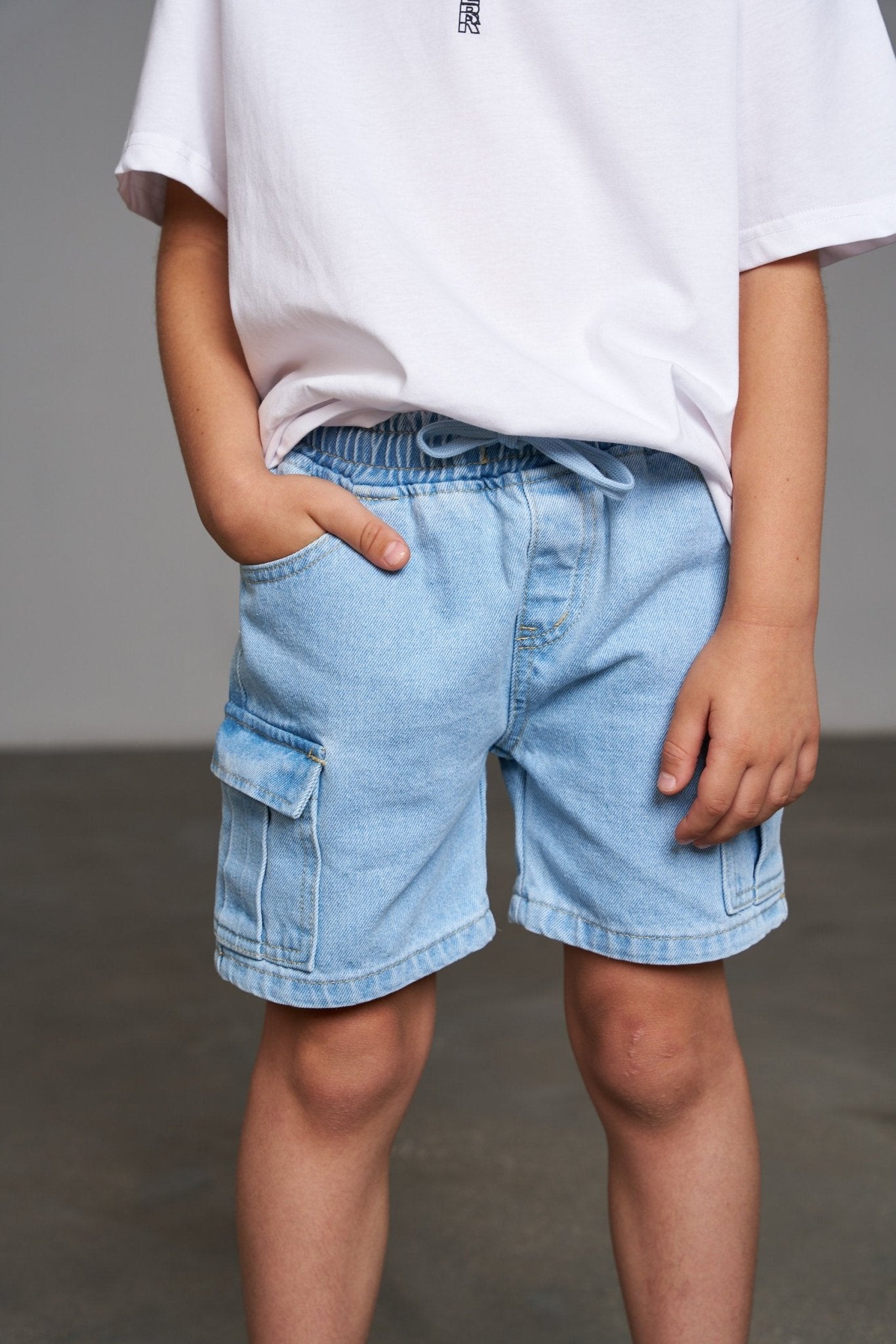 דגמ"ח ג'ינס קצר - Hipster