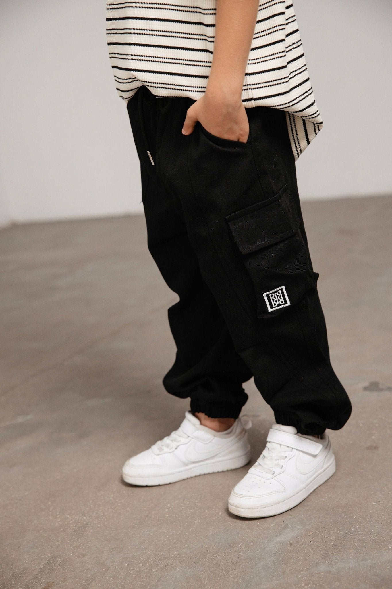 דגמ"ח נייל שחור - Hipster