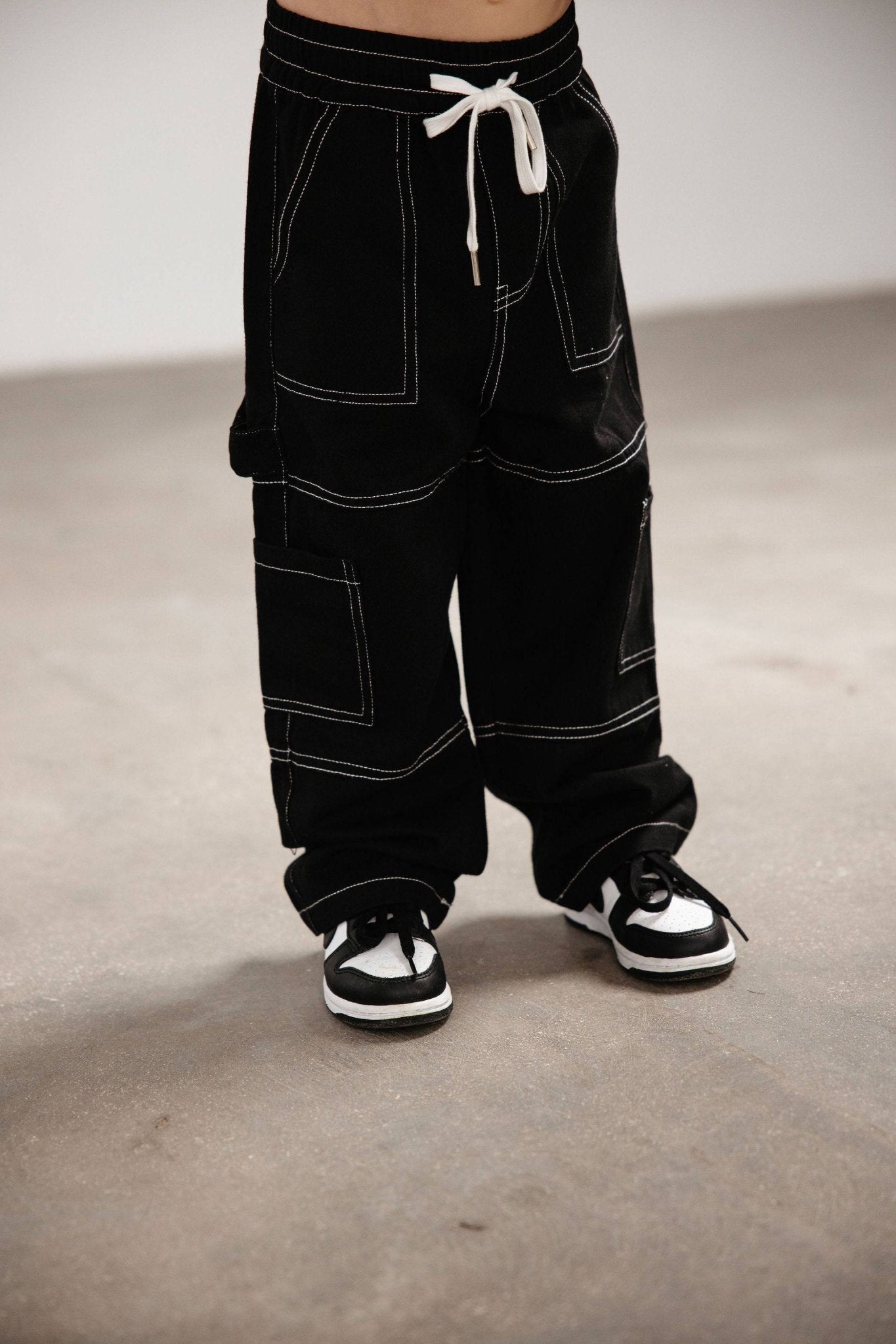 דגמ"ח תיפורים שחור - Hipster