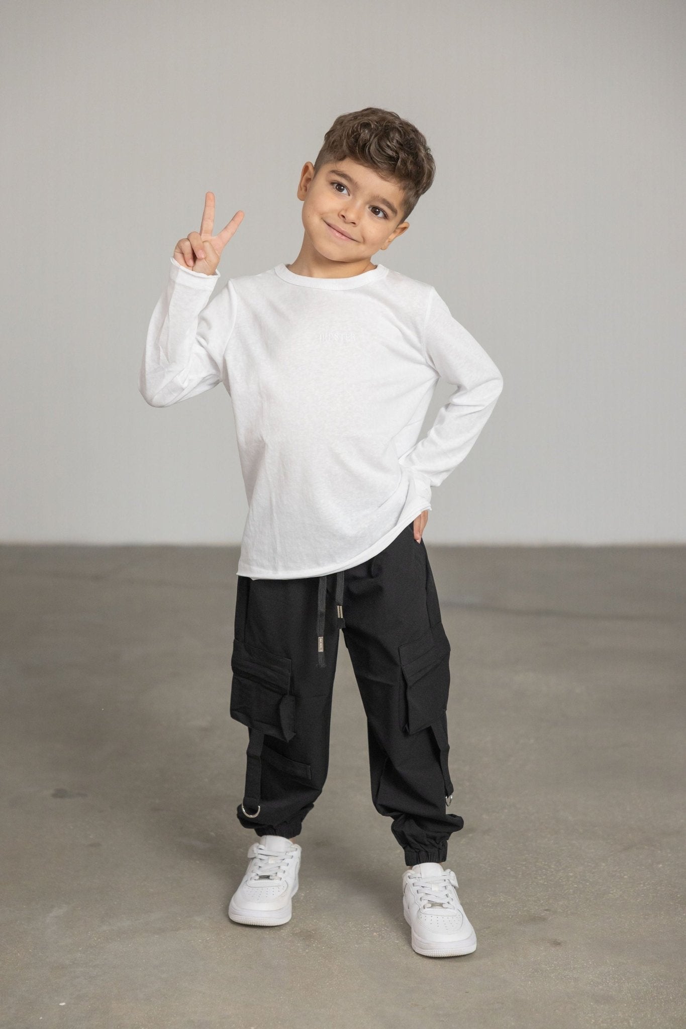 טי שירט לבנה ארוכה - Hipster