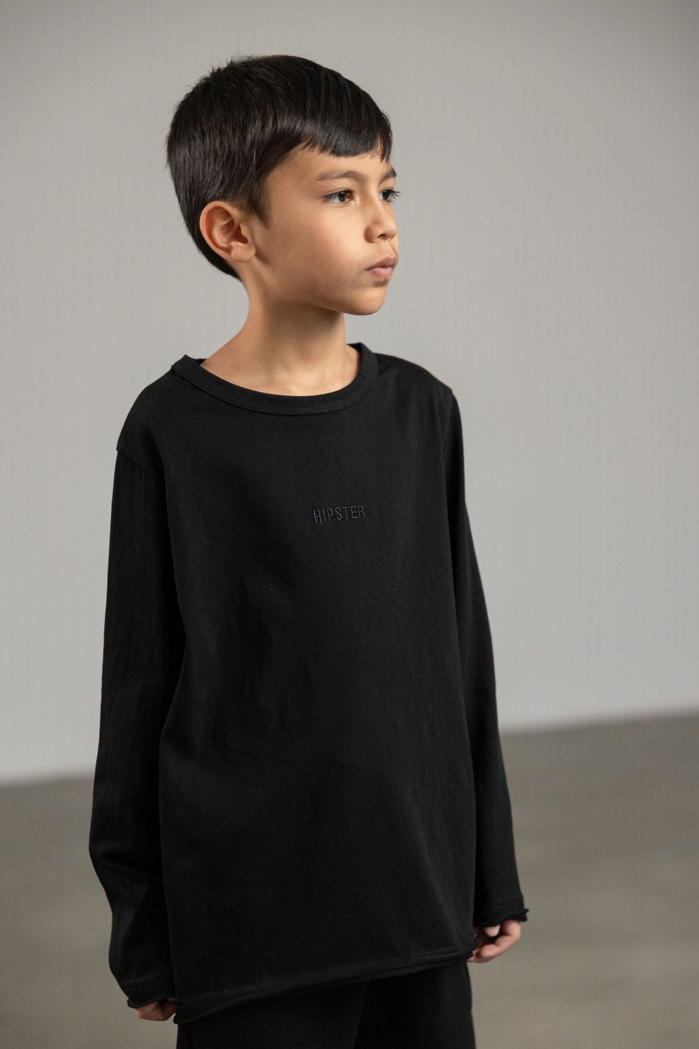 טי שירט שחורה ארוכה - Hipster