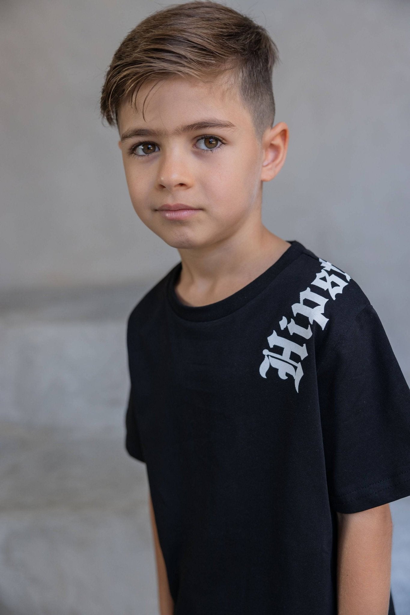 טישרט טום שחורה - Hipster