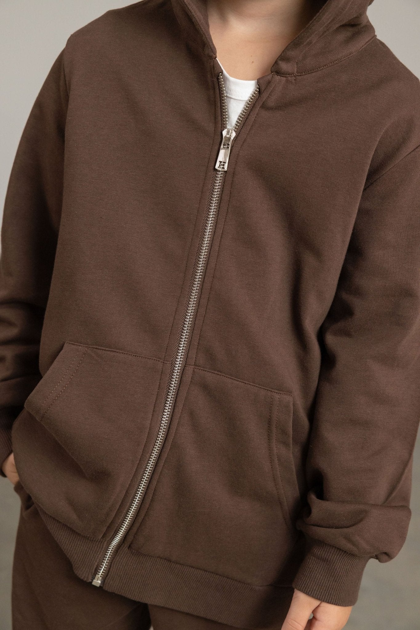 קפוצ'ון בייסיק חום שוקלד - Hipster