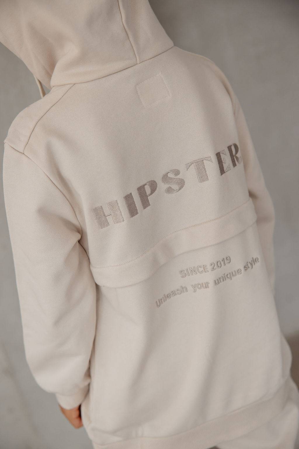 קפוצ'ון ג'ייס בז - Hipster