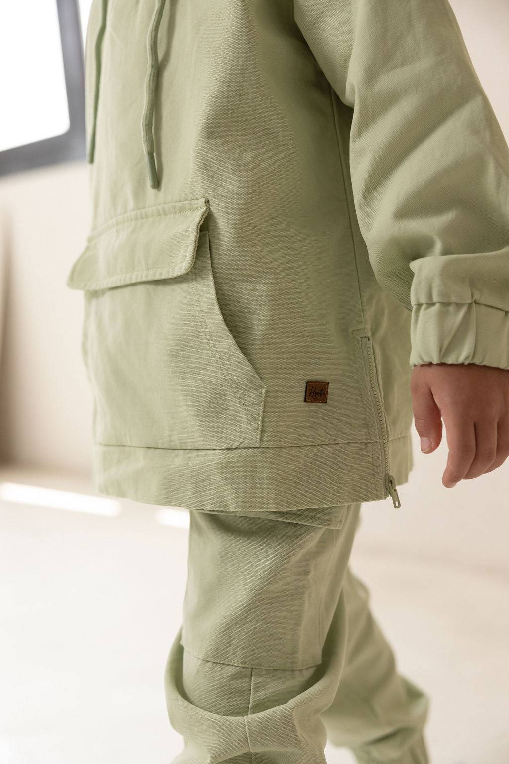 חליפת קווין ירוקה - Hipster