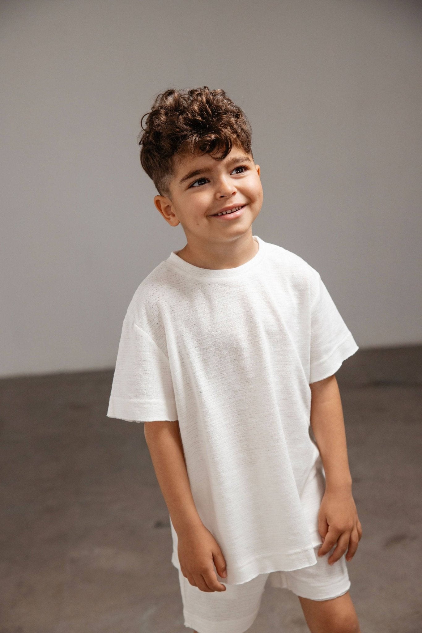 חליפת כריס לבנה - Hipster