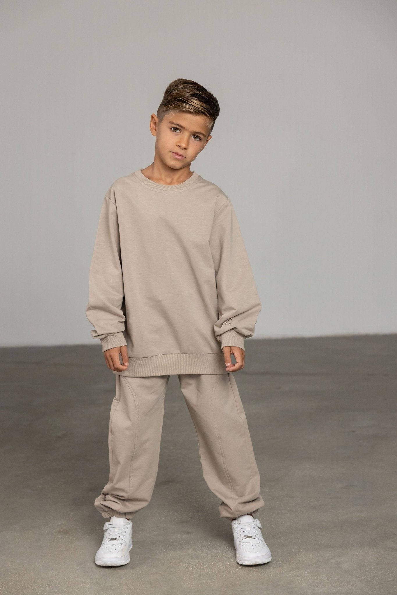 מכנס אבן עם רקמת לוגו - Hipster