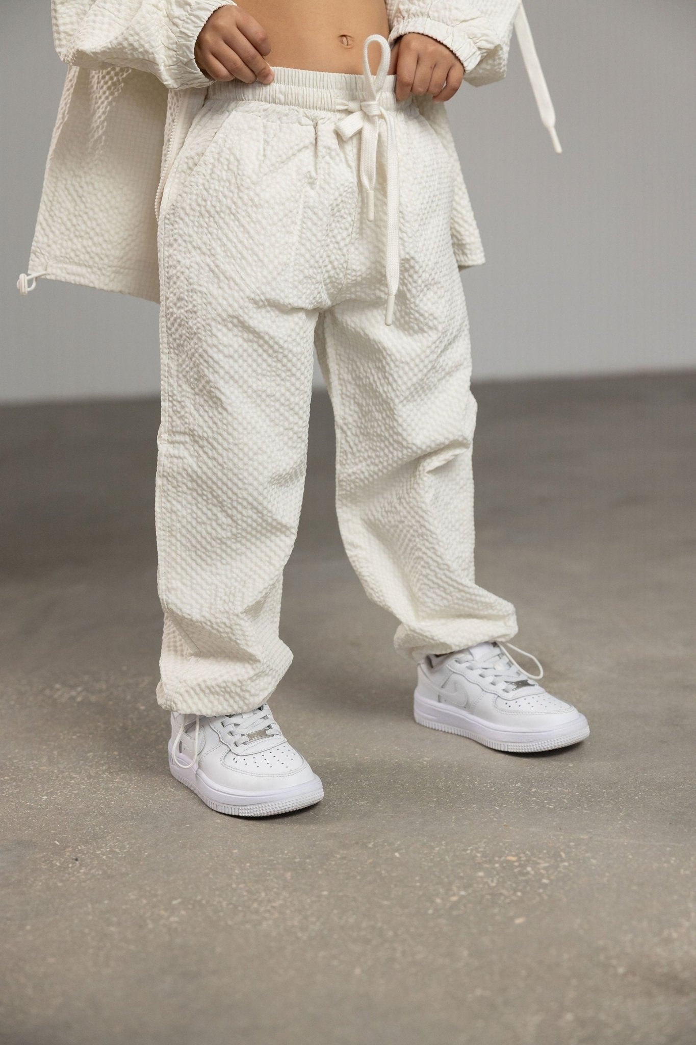 מכנס ניילון ג'יי שנהב - Hipster