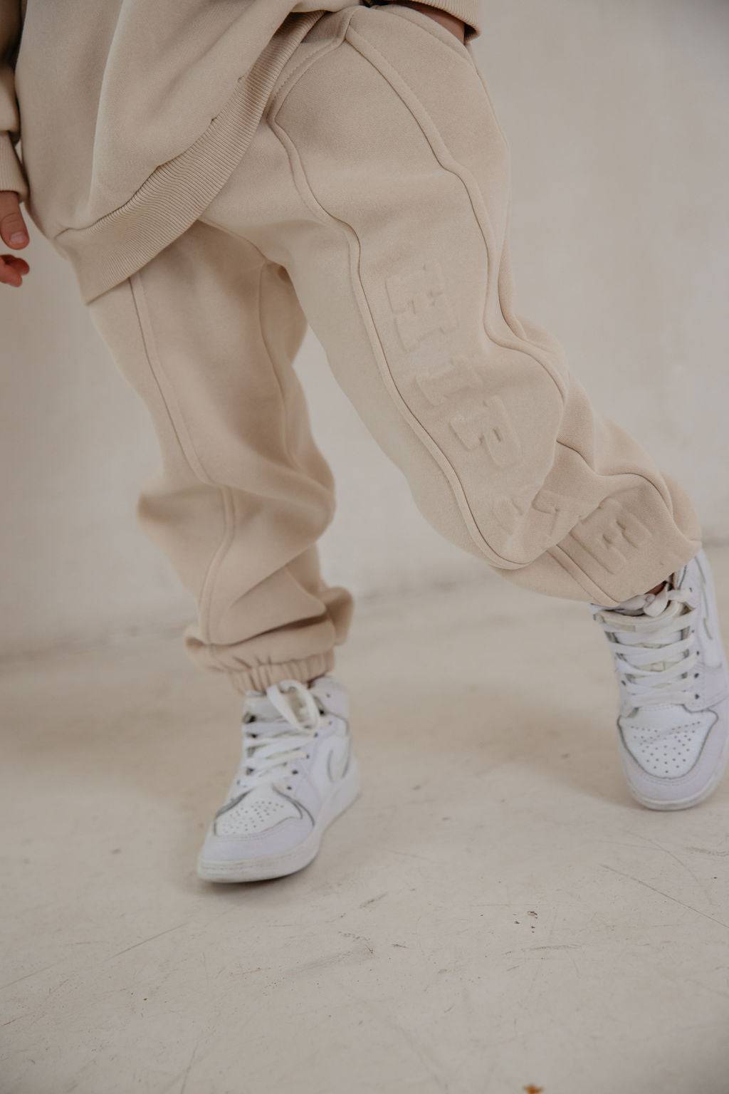 מכנס טומי בז' - Hipster