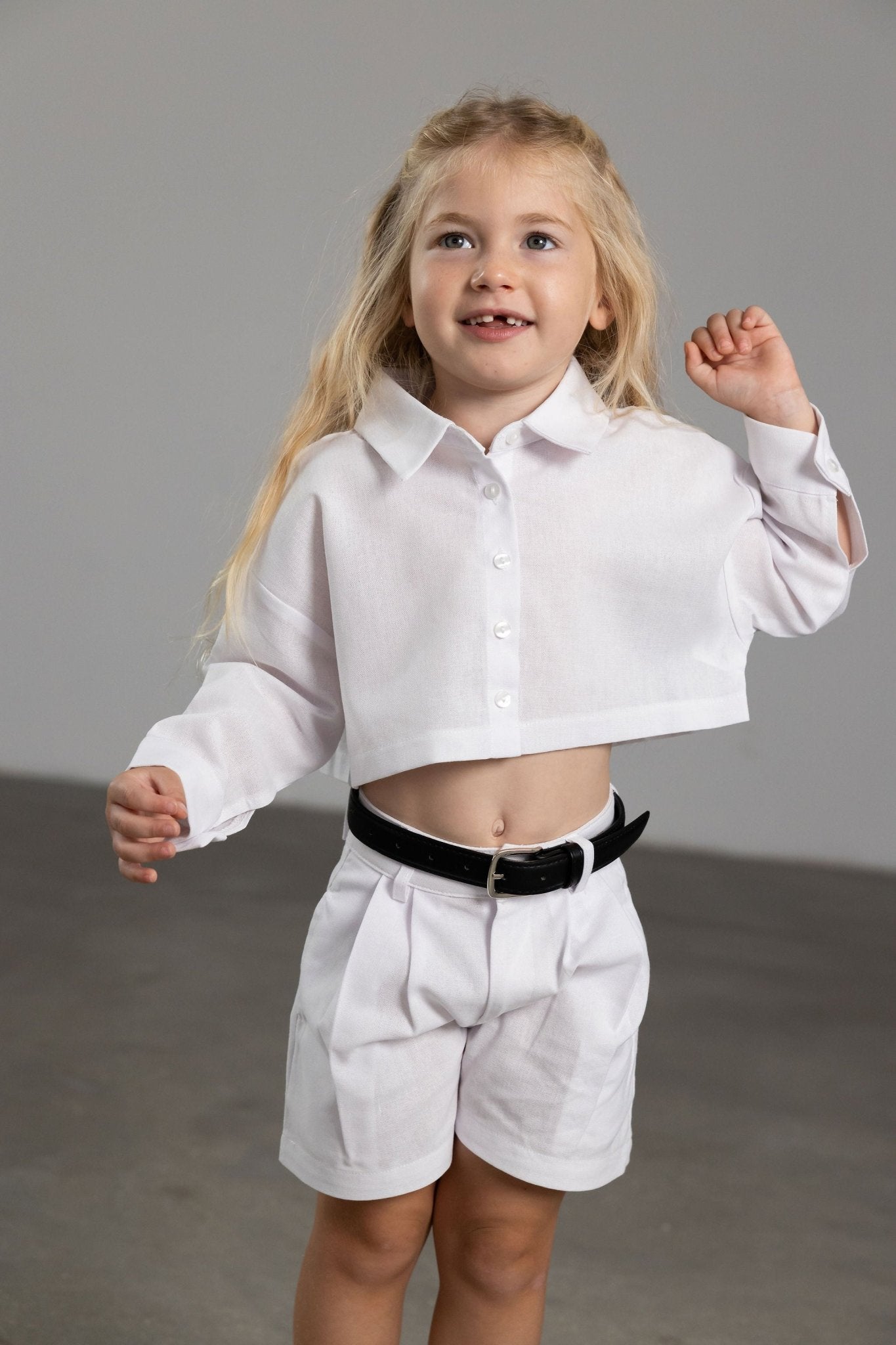 מכופתרת פשתן קרופ לבנה - Hipster