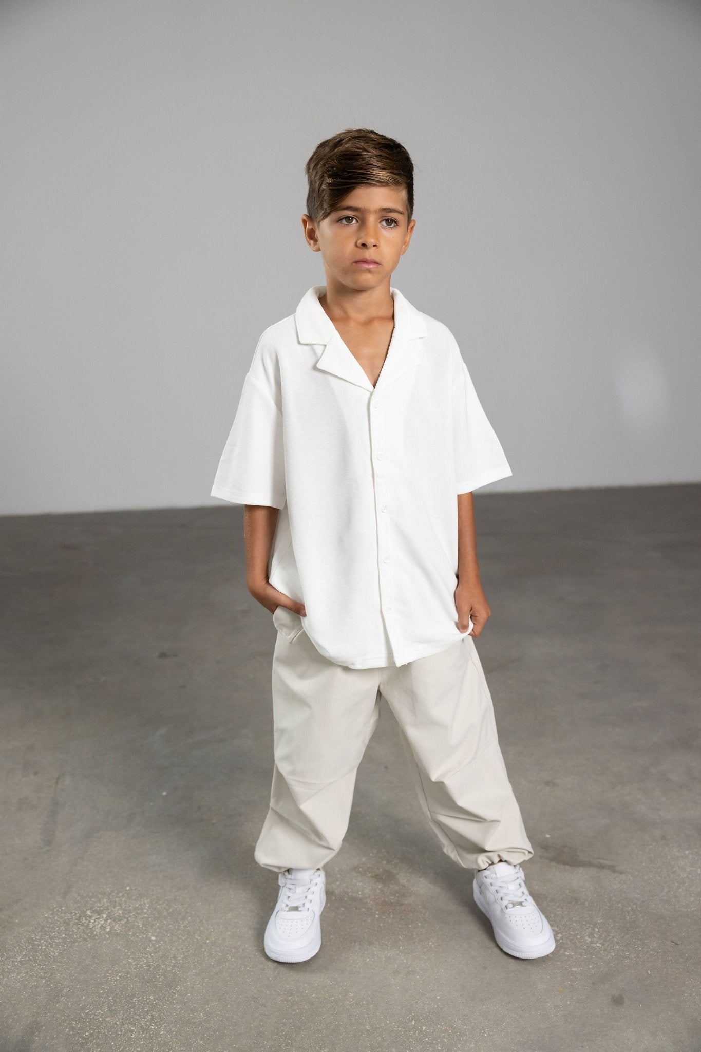 מכופתרת ריזורט לבנה - Hipster