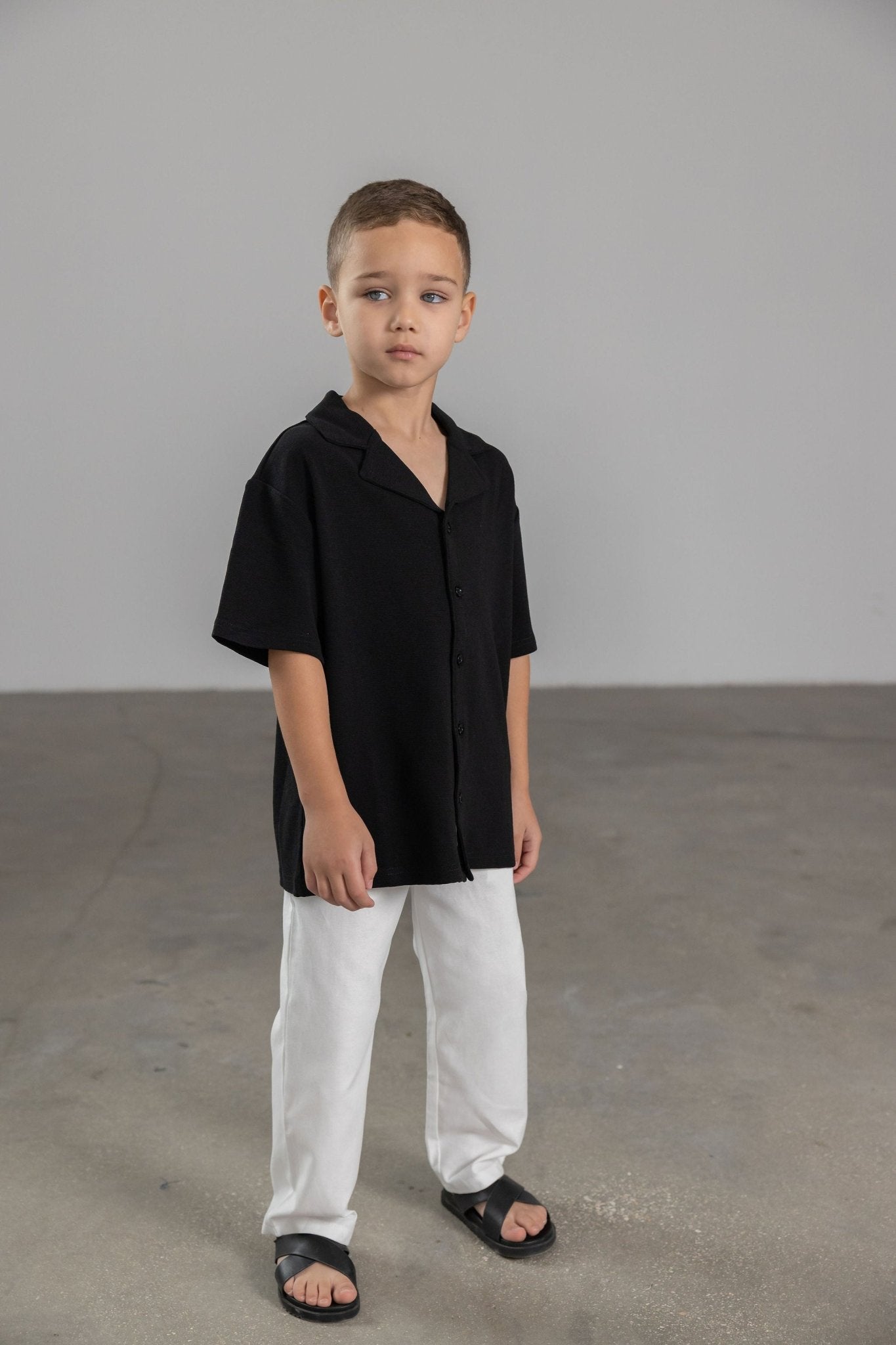 מכופתרת ריזורט שחורה - Hipster