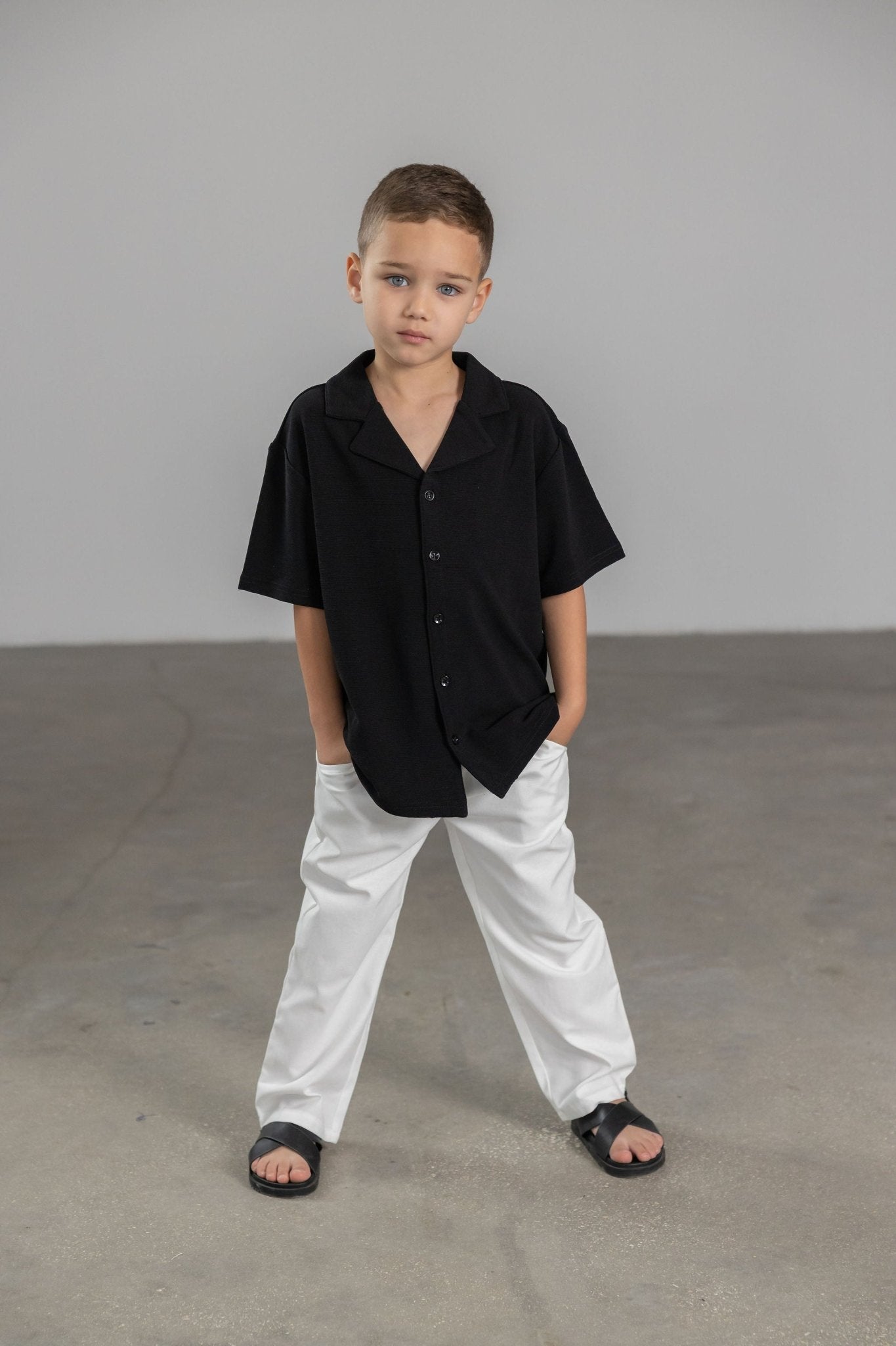 מכופתרת ריזורט שחורה - Hipster