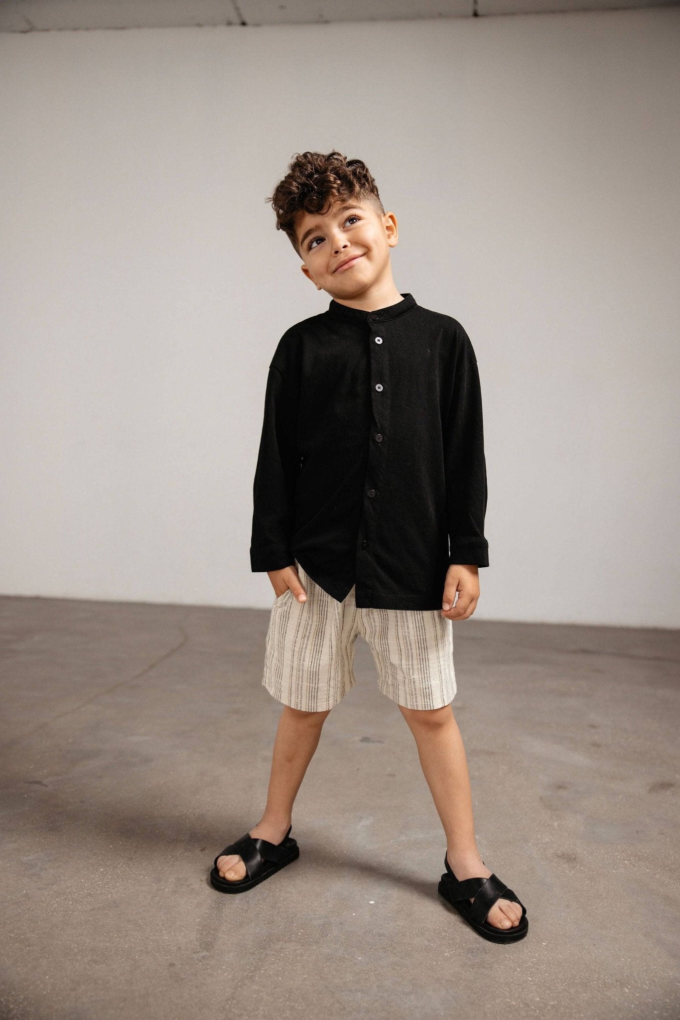 מכופתרת כותנה שחורה - Hipster