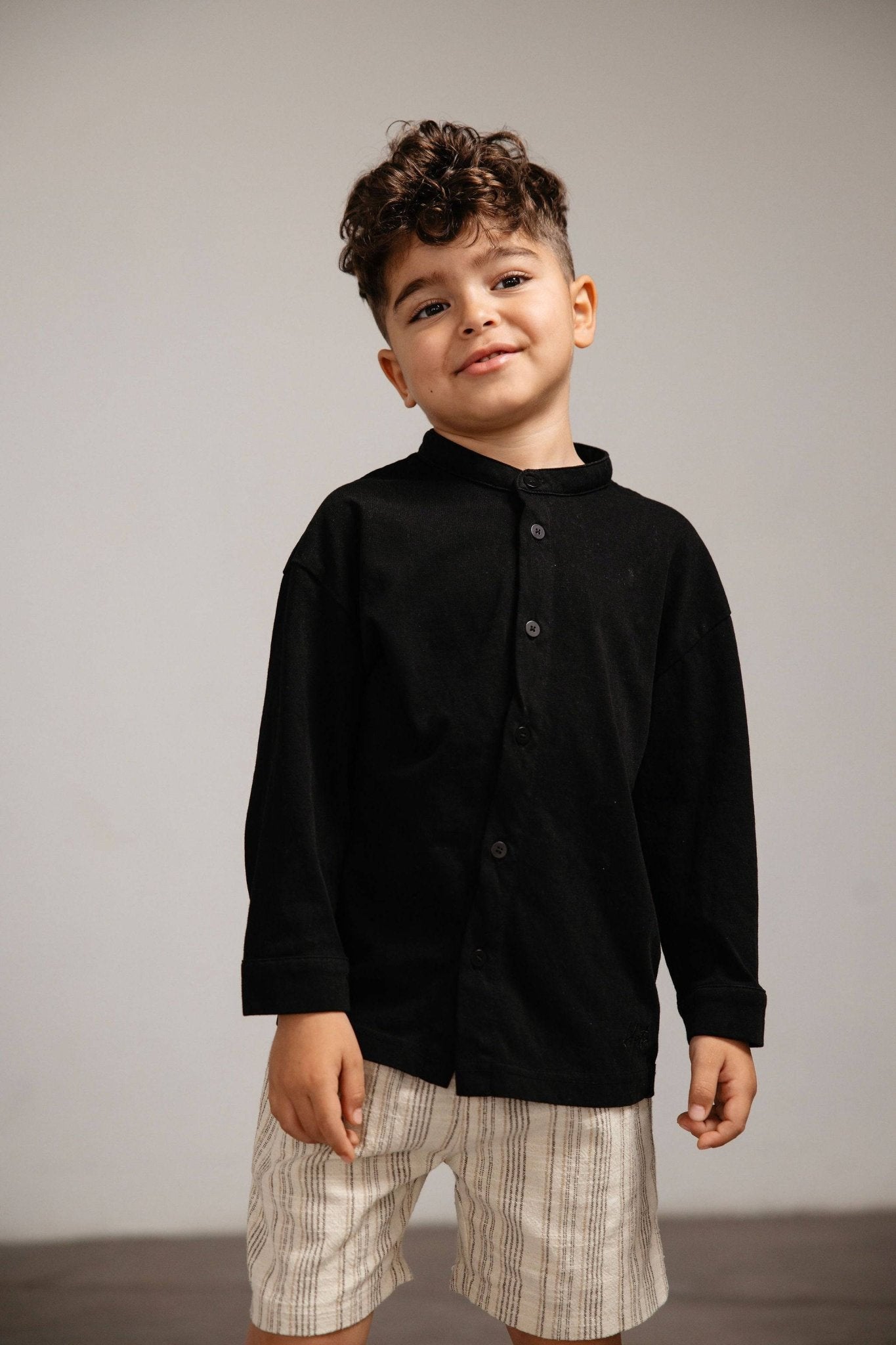 מכופתרת כותנה שחורה - Hipster