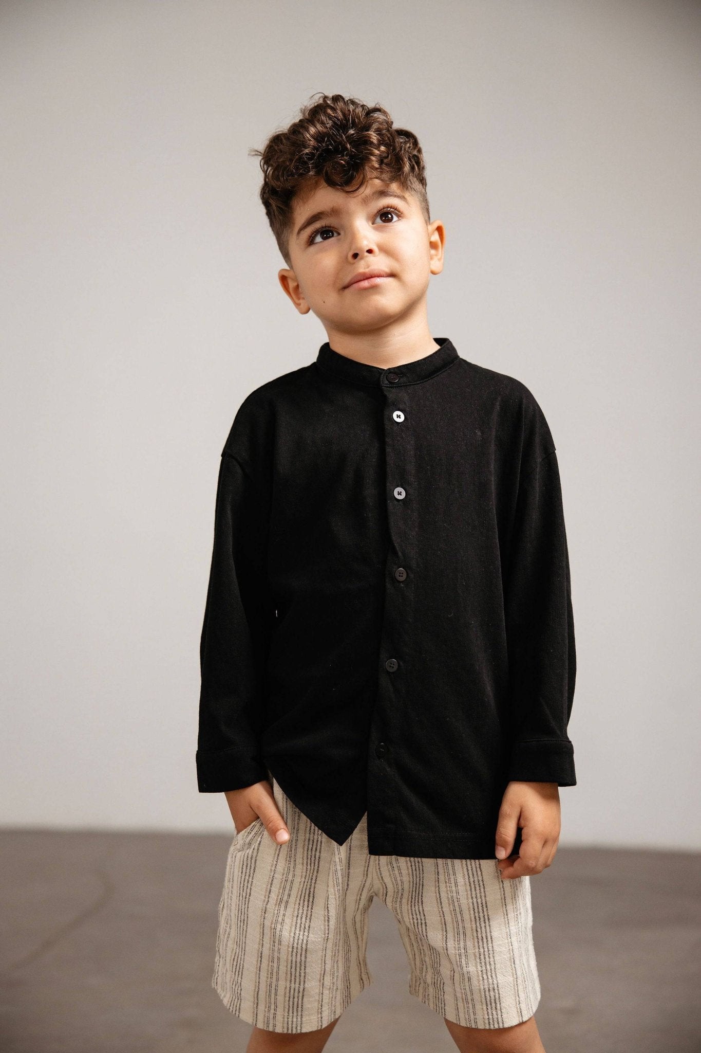 מכופתרת כותנה שחורה - Hipster