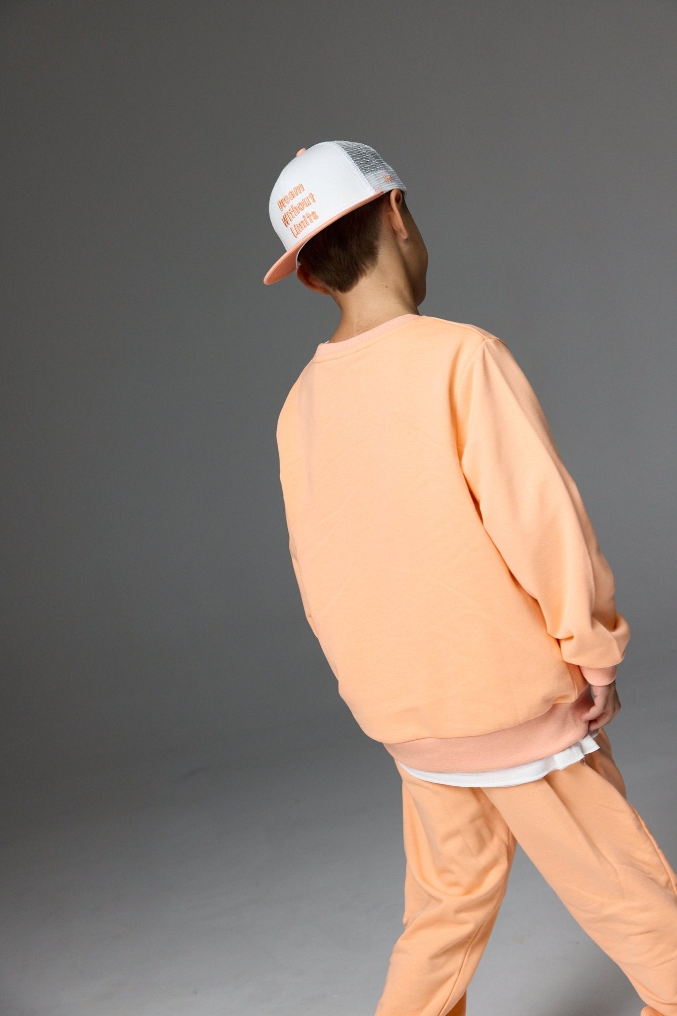 סוויטשרט אייקון אפרסק - Hipster