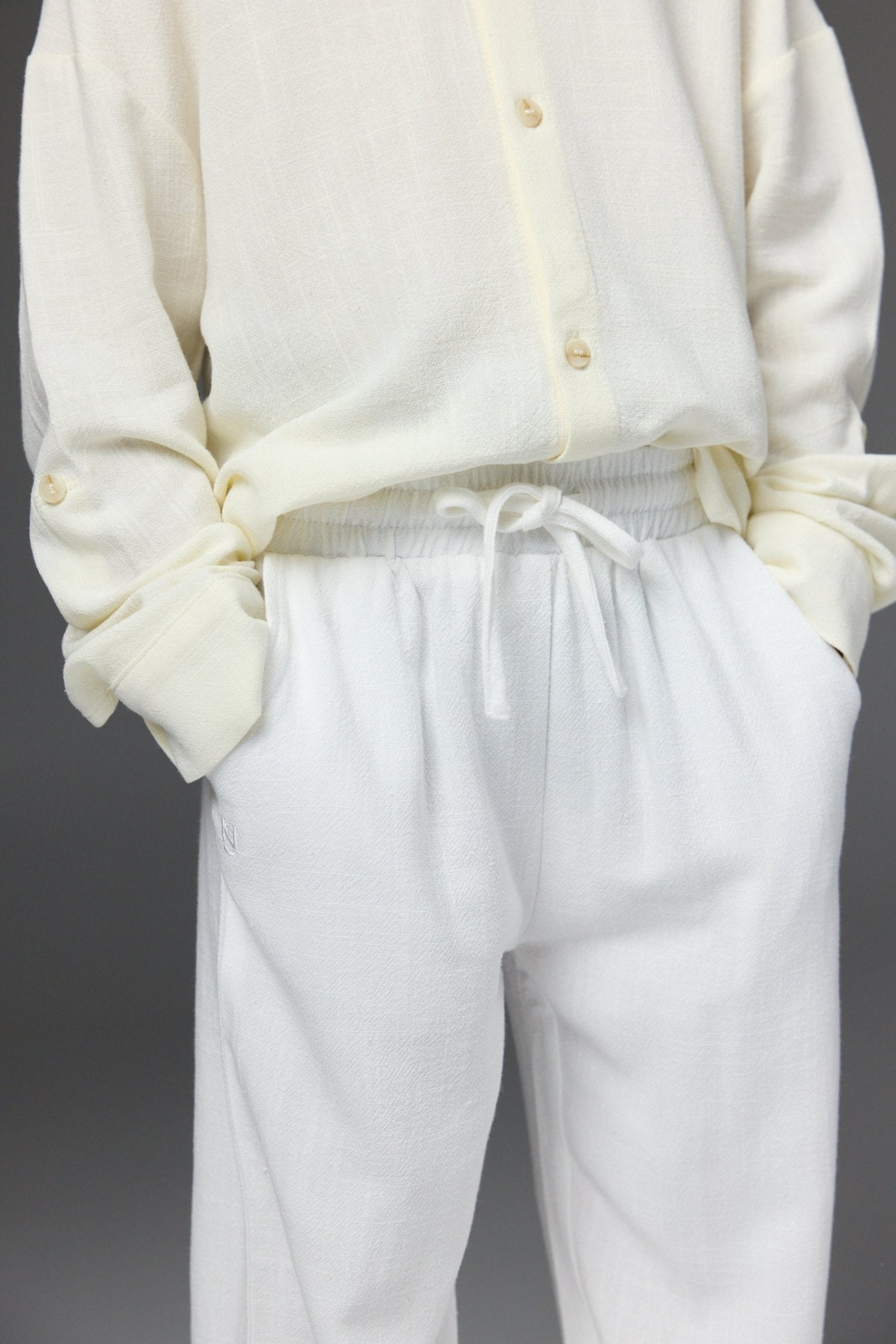 מכנס יאן לבן - Hipster