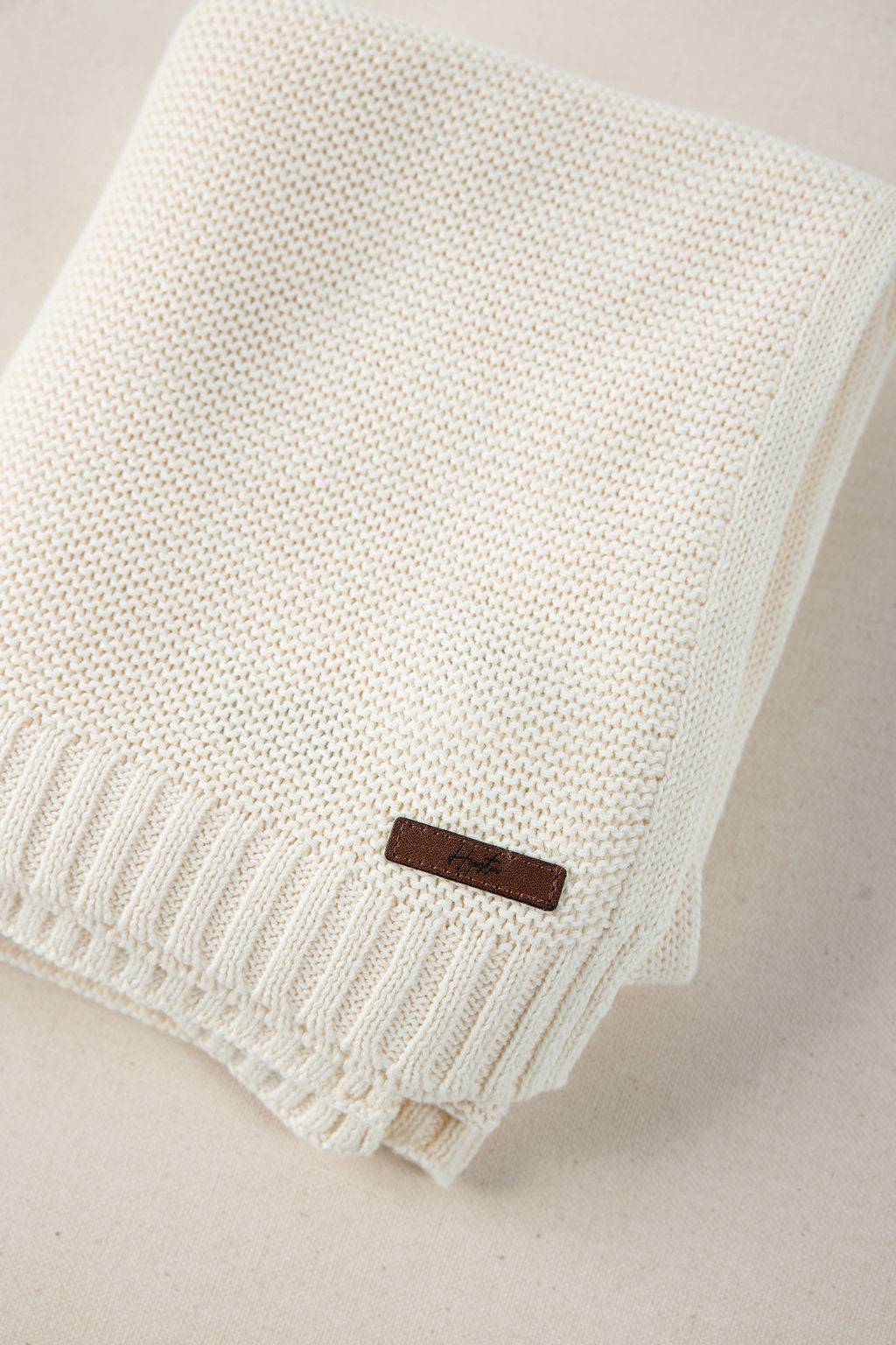 שמיכת סרוגה שמנת - Hipster