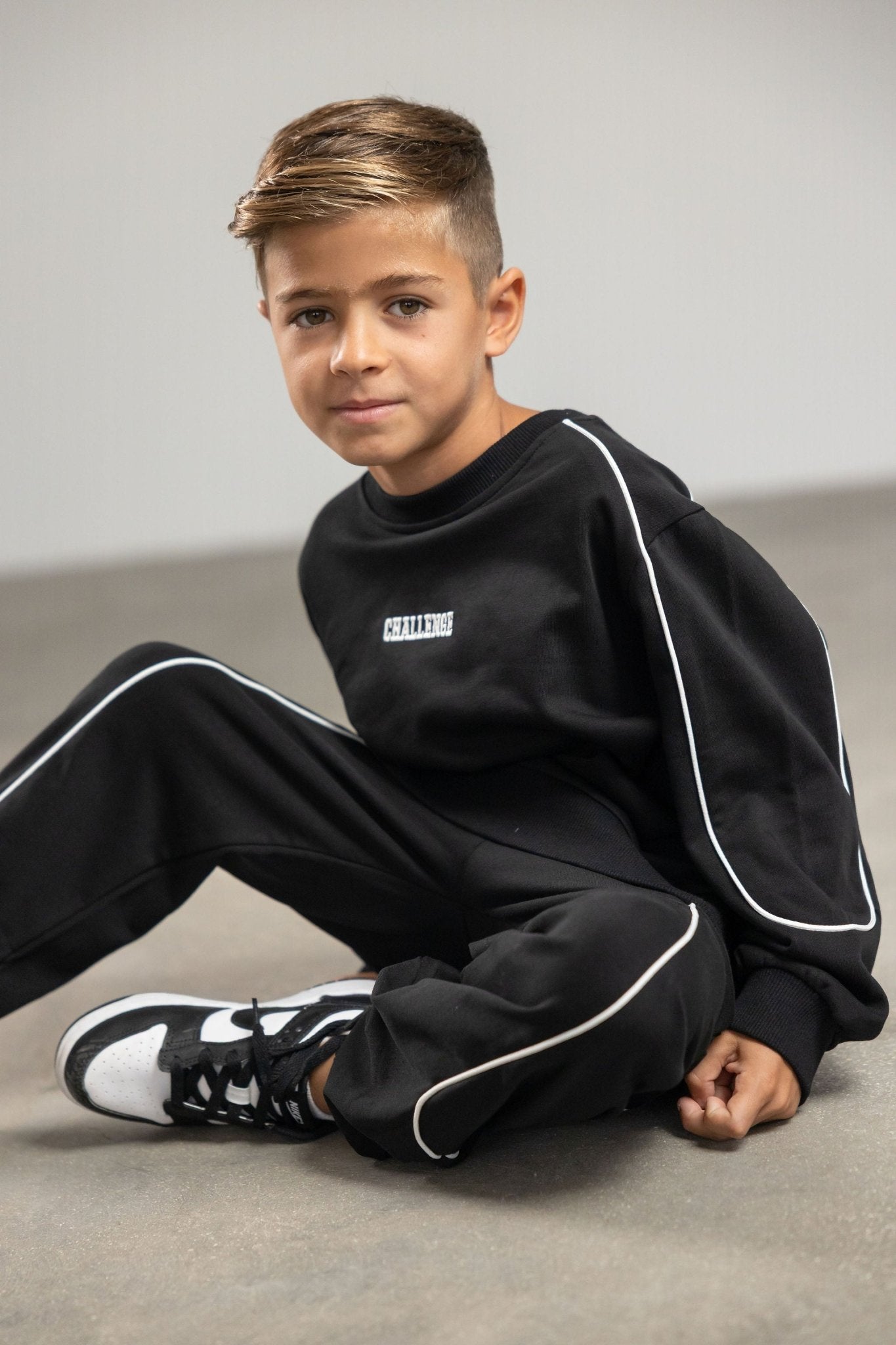 סווטשירט ג'קו שחור - Hipster