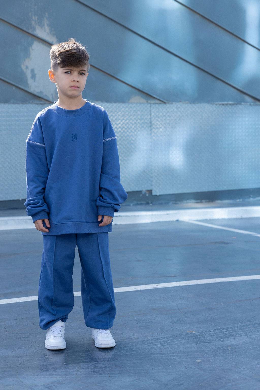 סווטשירט לוגו כחול - Hipster