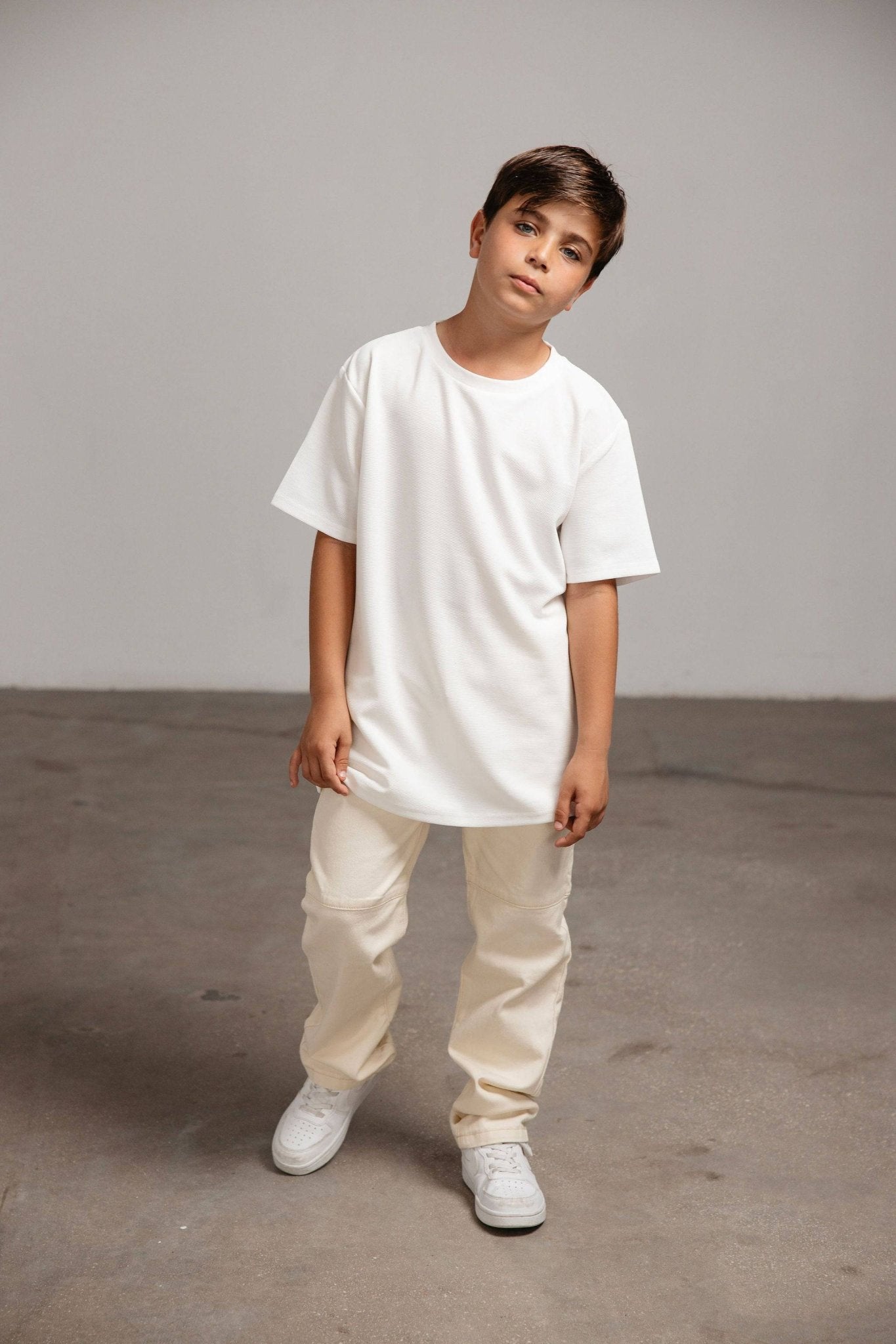 חולצת אוברסייז לבן - Hipster