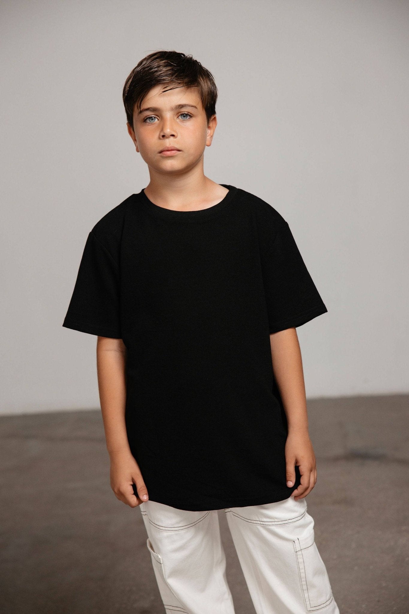 חולצת אוברסייז שחור - Hipster