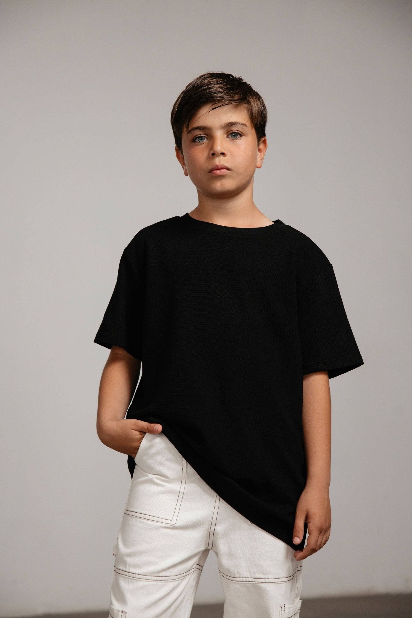 חולצת אוברסייז שחור - Hipster