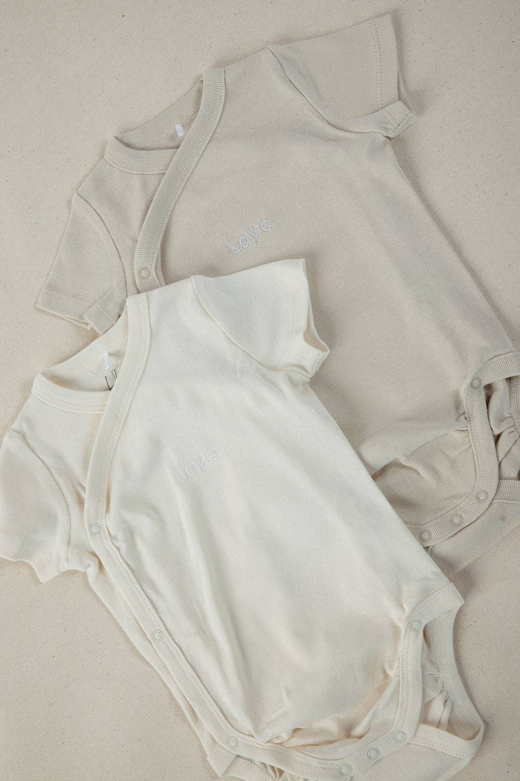 זוג בגדי גוף קצרים מעטפת אבן/רקמה - Hipster