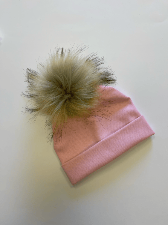 כובע פונפון ורוד - Hipster